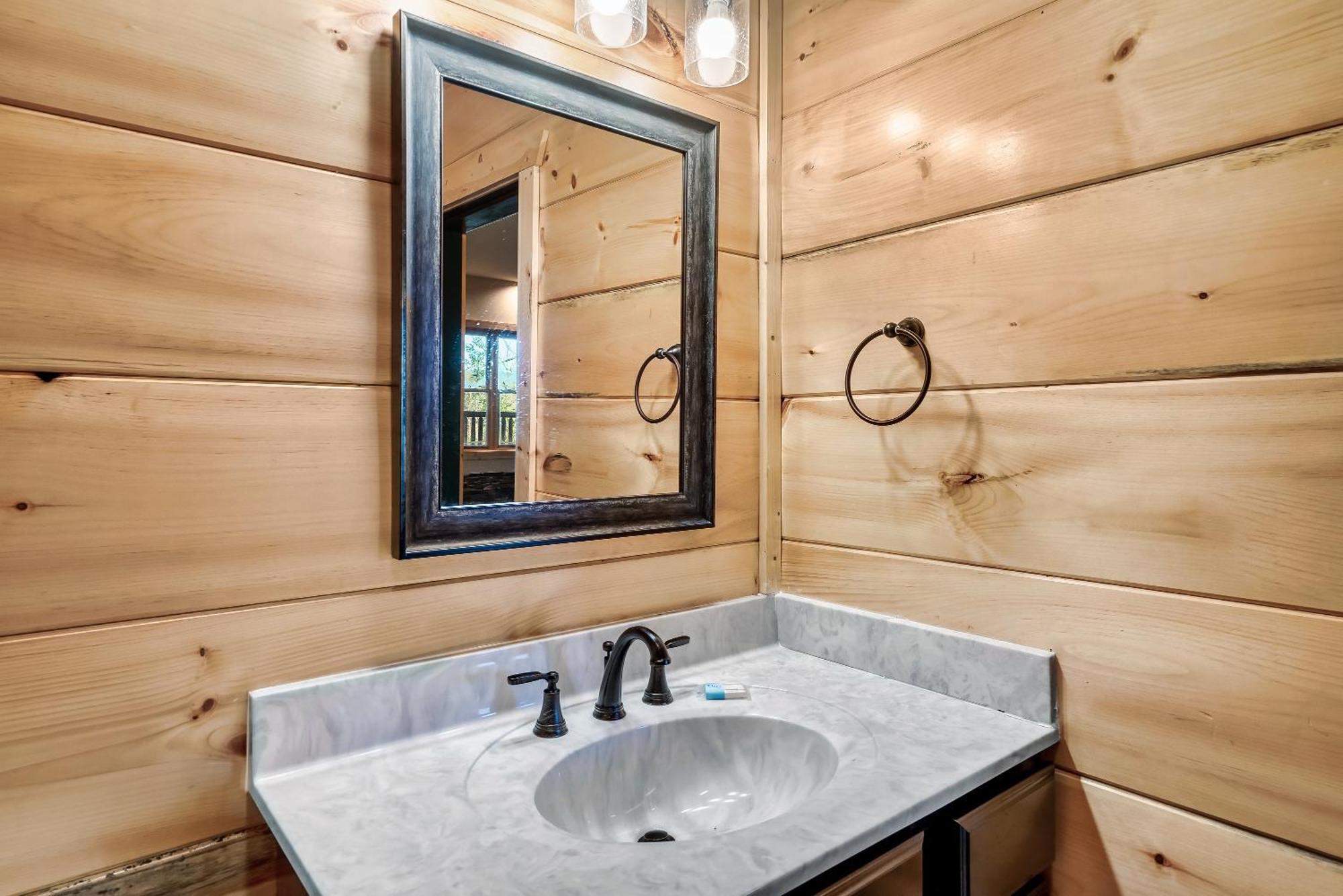 Full Equipped Cabin With A Pool And Game Room Smokies Views Gatlinburg Extérieur photo