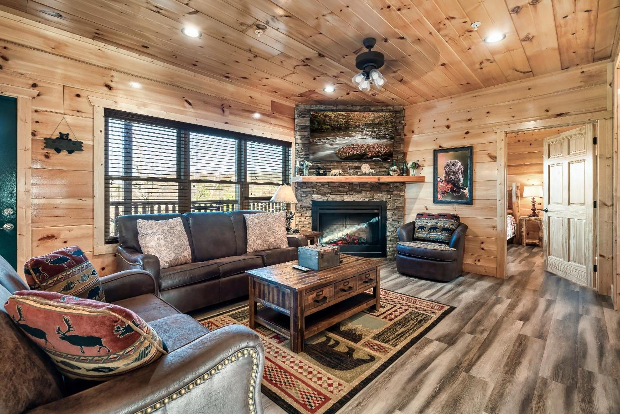 Full Equipped Cabin With A Pool And Game Room Smokies Views Gatlinburg Extérieur photo