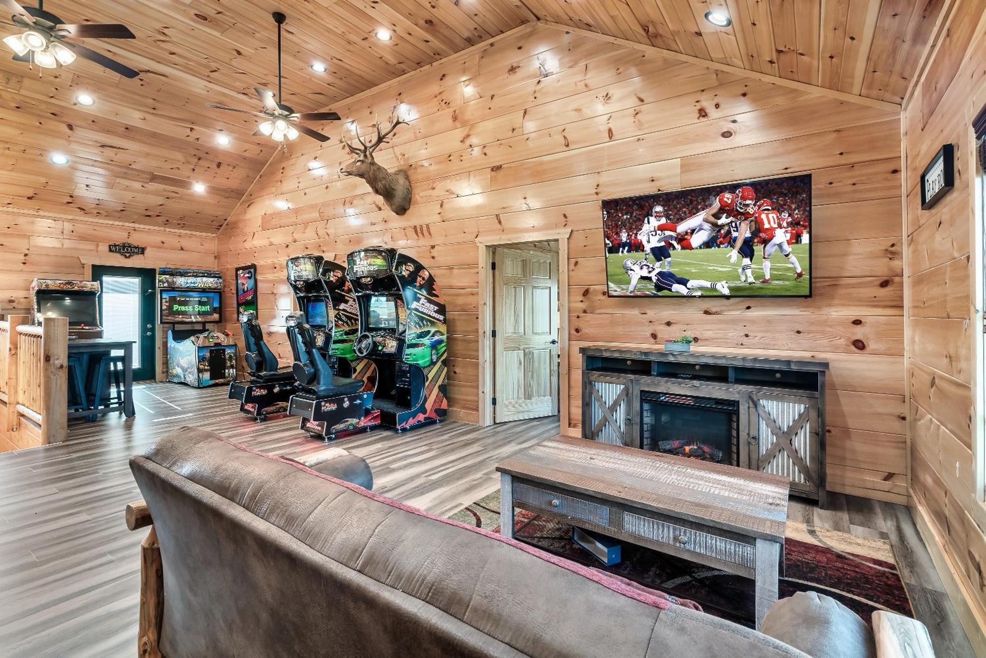 Full Equipped Cabin With A Pool And Game Room Smokies Views Gatlinburg Extérieur photo