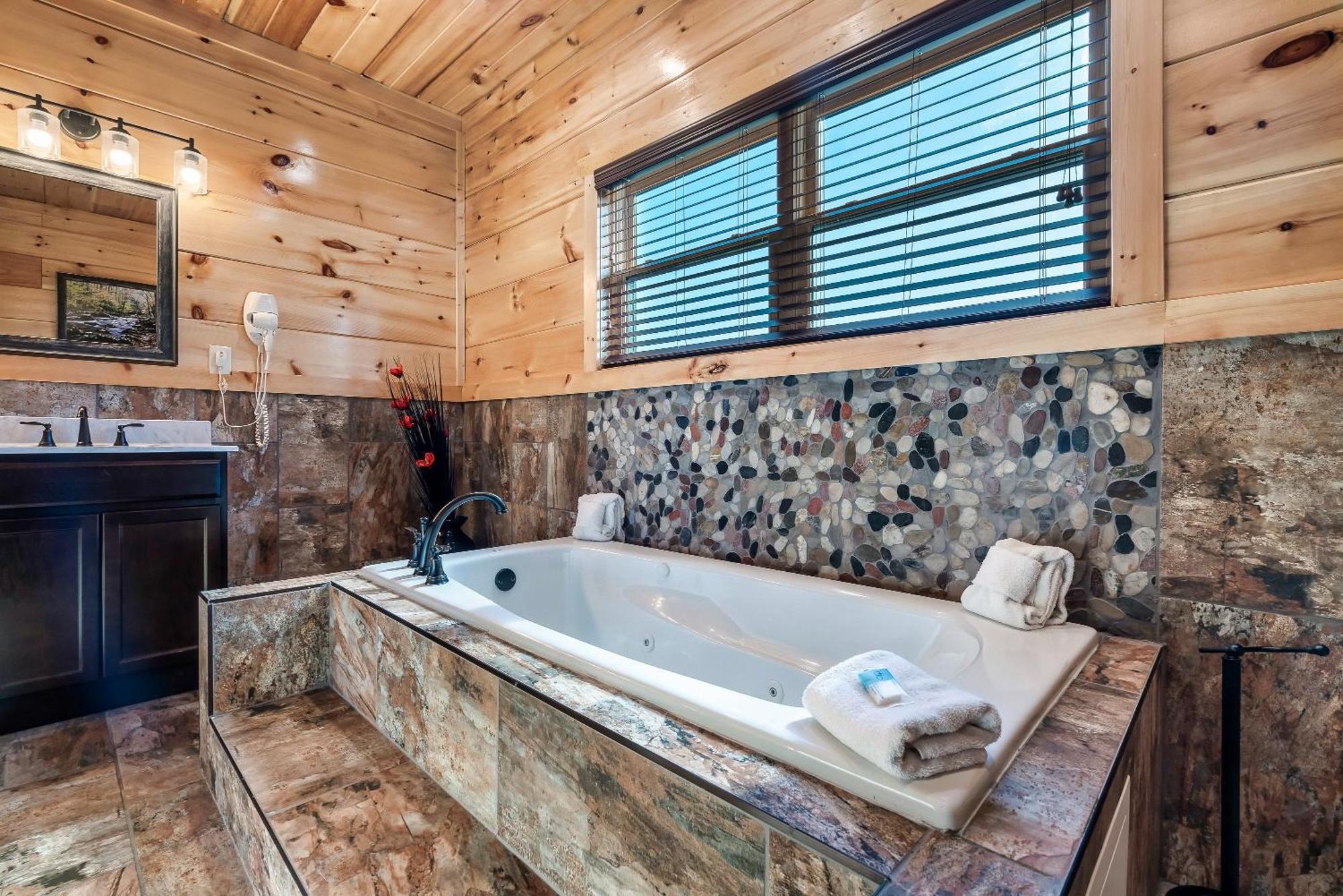 Full Equipped Cabin With A Pool And Game Room Smokies Views Gatlinburg Extérieur photo