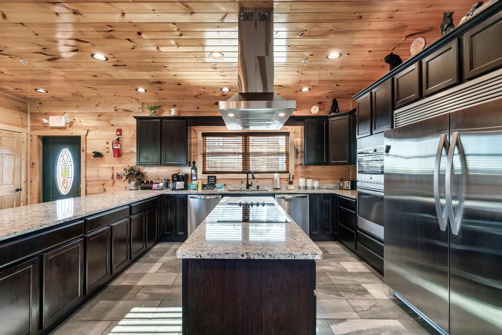 Full Equipped Cabin With A Pool And Game Room Smokies Views Gatlinburg Extérieur photo