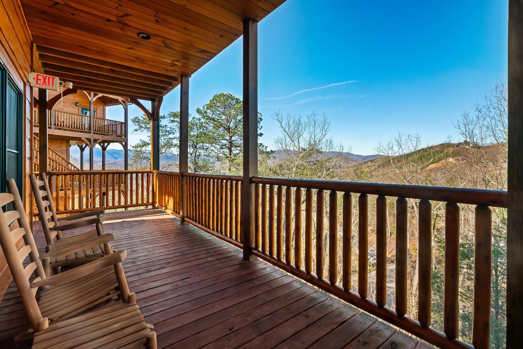 Full Equipped Cabin With A Pool And Game Room Smokies Views Gatlinburg Extérieur photo