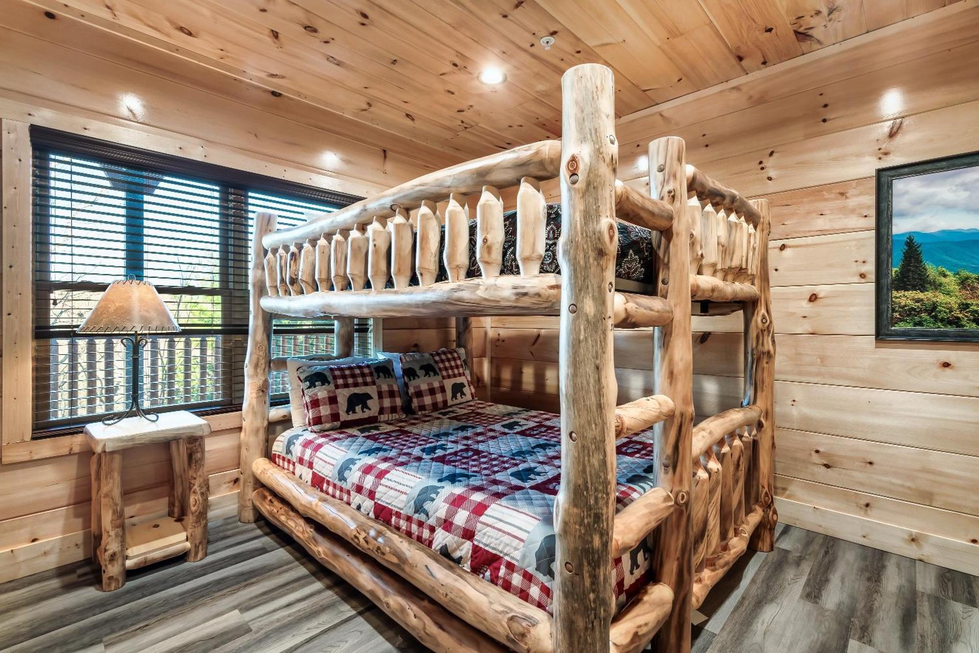 Full Equipped Cabin With A Pool And Game Room Smokies Views Gatlinburg Extérieur photo