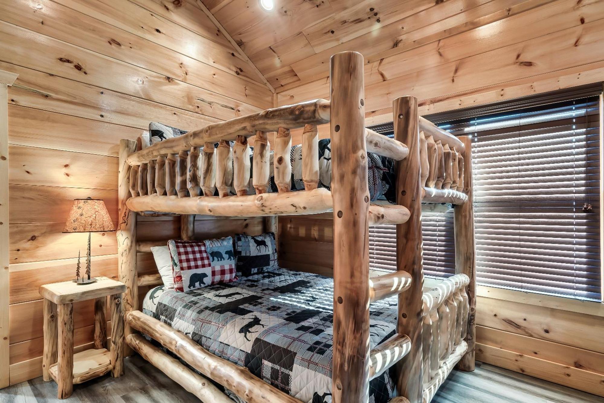 Full Equipped Cabin With A Pool And Game Room Smokies Views Gatlinburg Extérieur photo